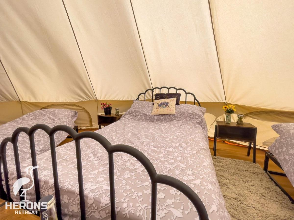 Herons Retreat Hotel Llandysul ภายนอก รูปภาพ